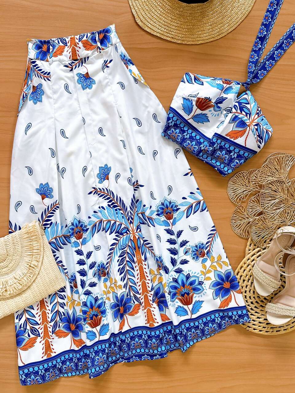Conjunto Saia e Cropped Sabrina Estampado Azul