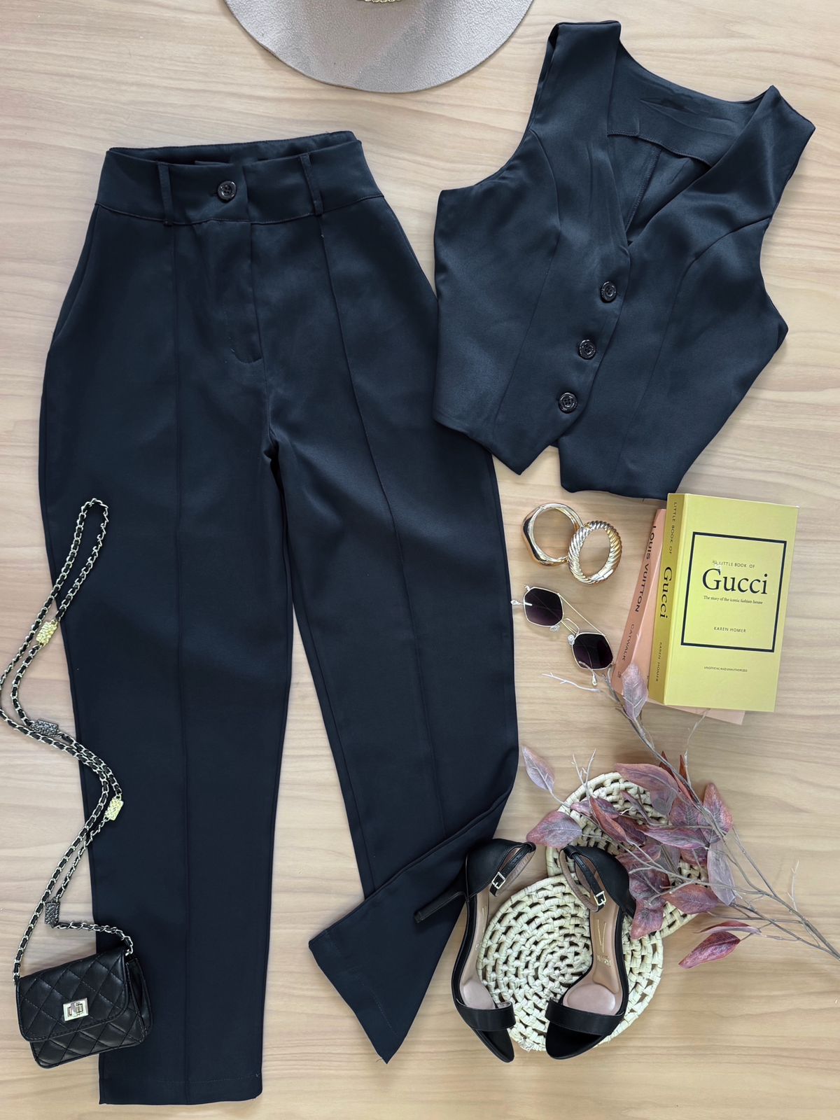 Conjunto Calca e Colete Suellen Preto