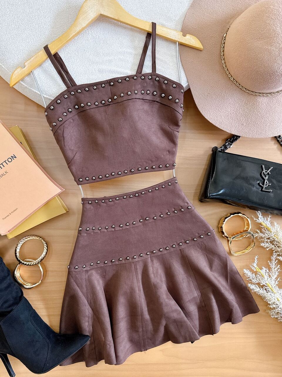 Conjunto Sued Taxas Luiziana Marrom