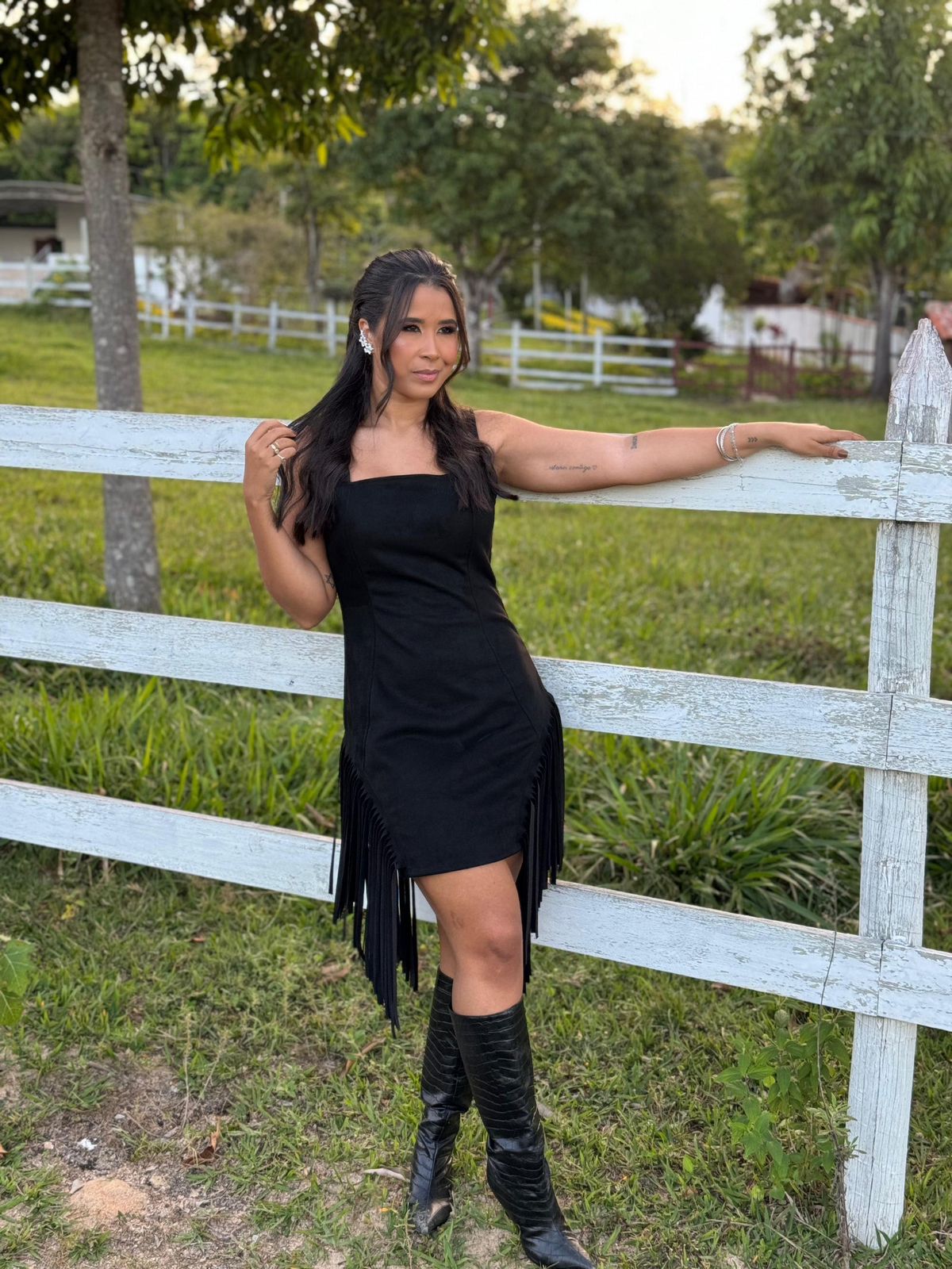 Vestido Sued Franja Sara Preto
